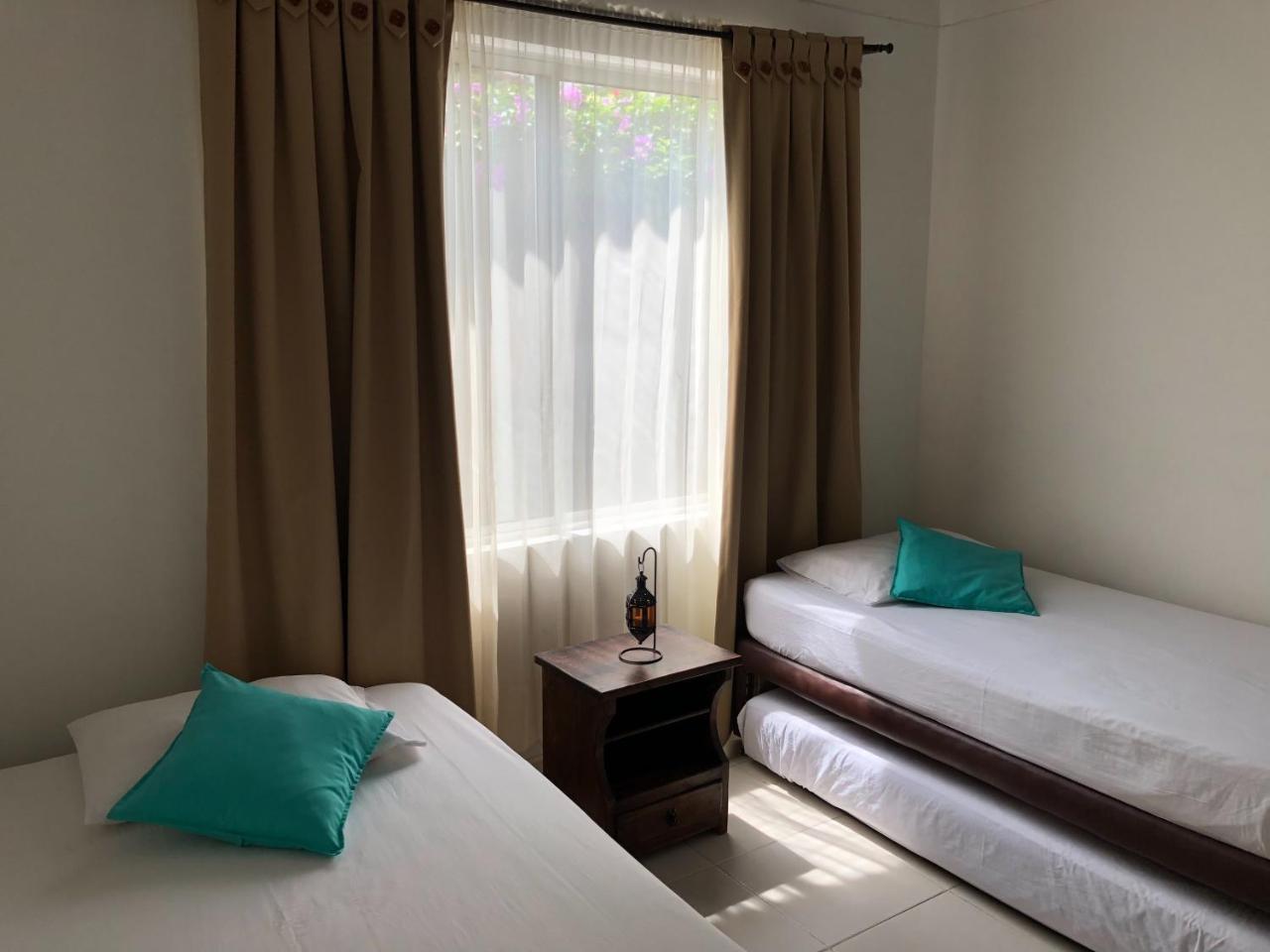 Villa Alejandra 吉拉尔多特 外观 照片
